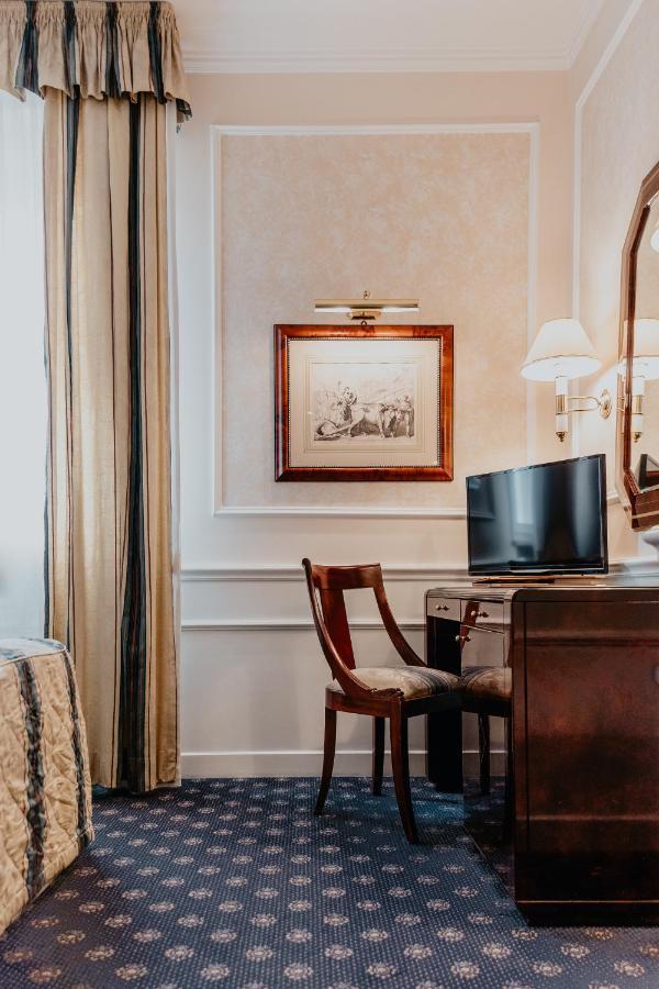 Hotel De La Ville Florencja Zewnętrze zdjęcie
