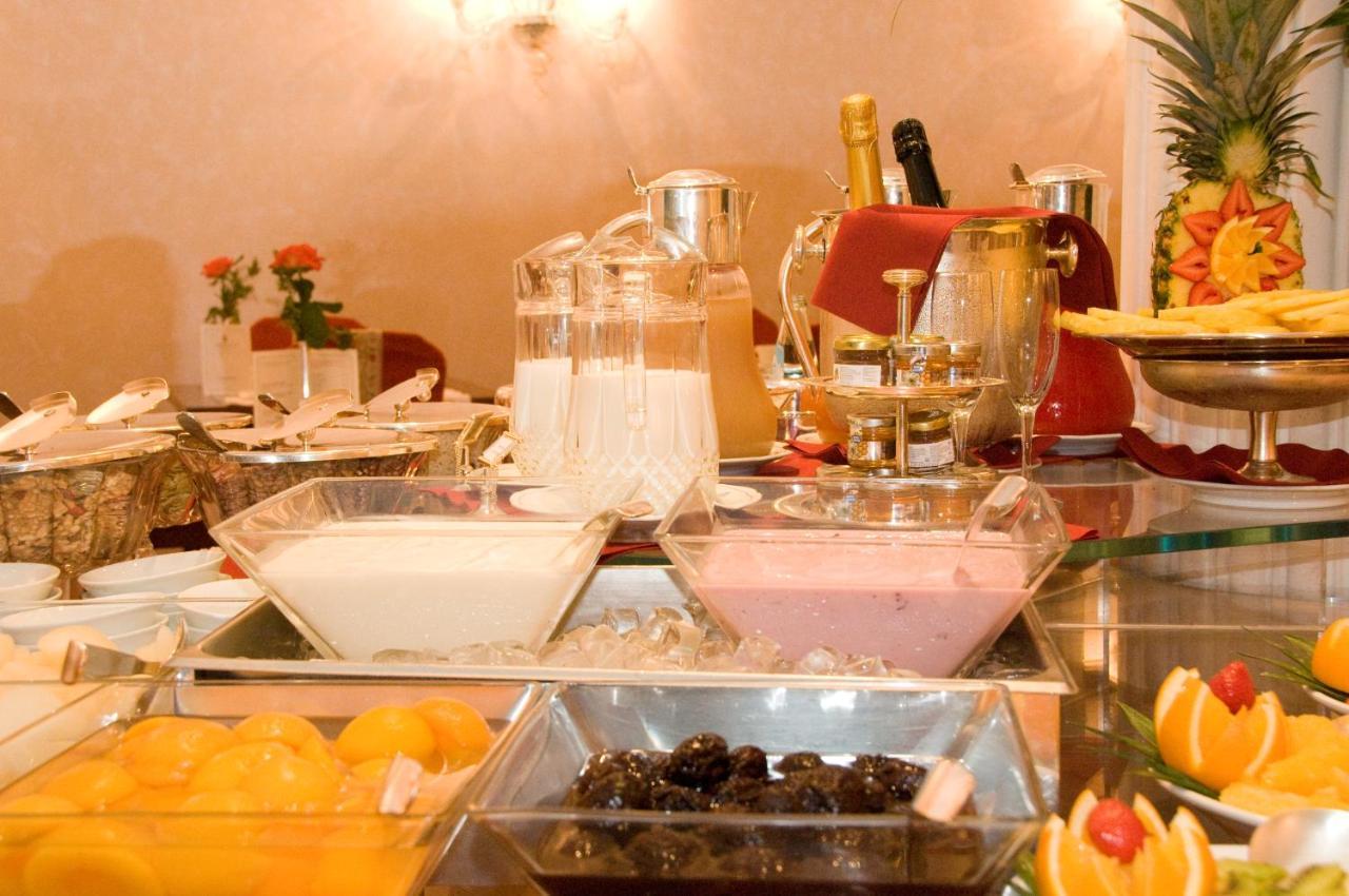 Hotel De La Ville Florencja Zewnętrze zdjęcie