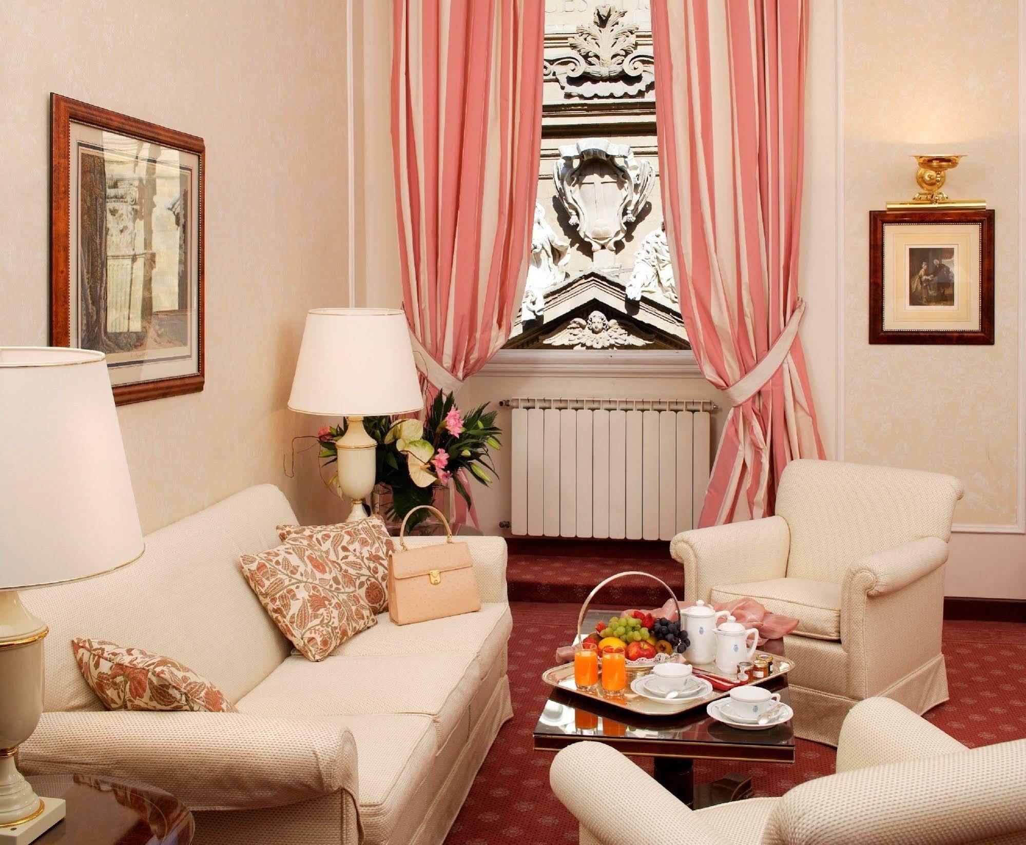 Hotel De La Ville Florencja Zewnętrze zdjęcie