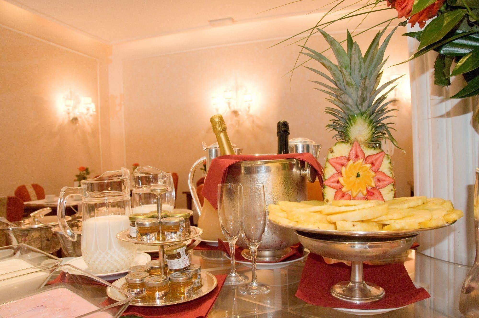 Hotel De La Ville Florencja Zewnętrze zdjęcie