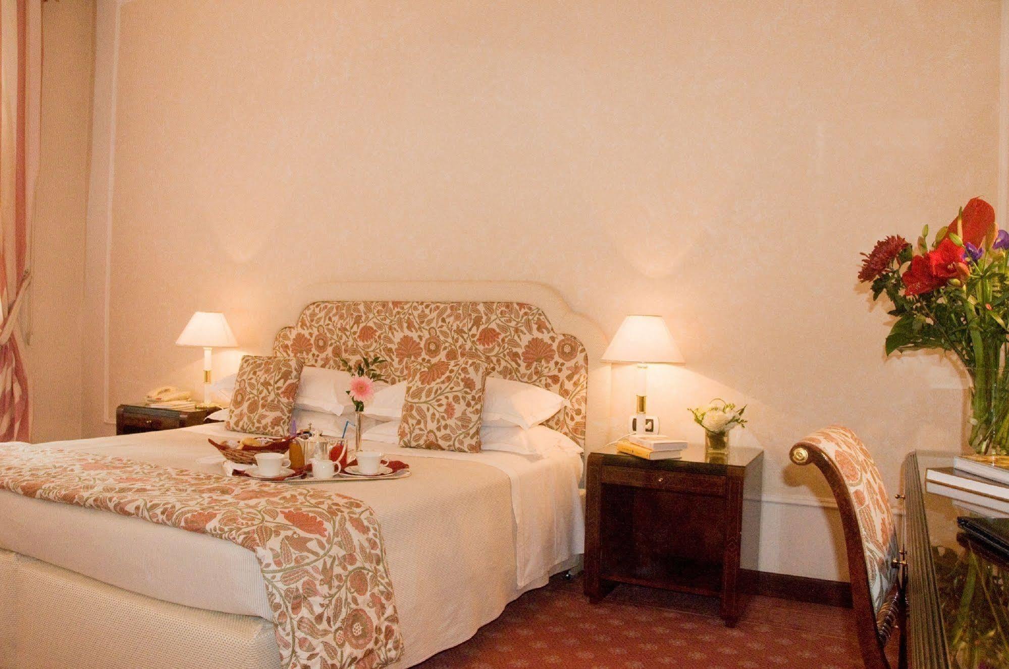 Hotel De La Ville Florencja Zewnętrze zdjęcie